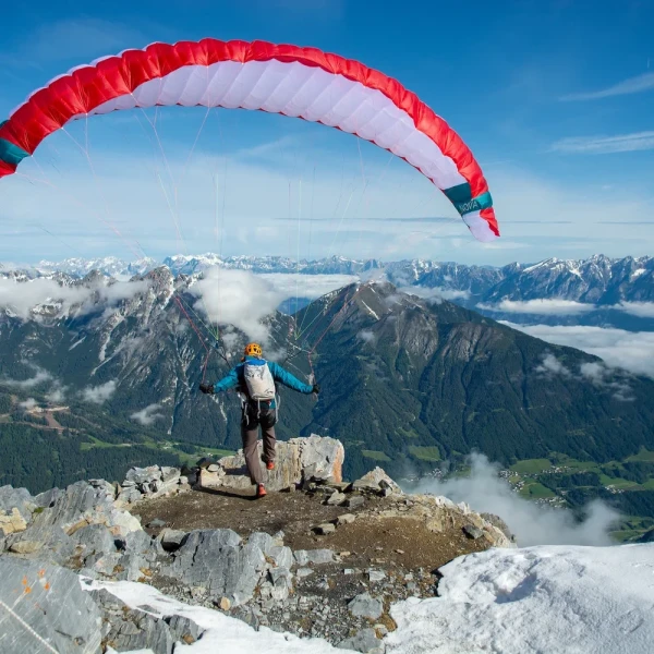 Nova BANTAM X - Parapente Ultra-Light Montagne & Hike and Fly | Flying Fis