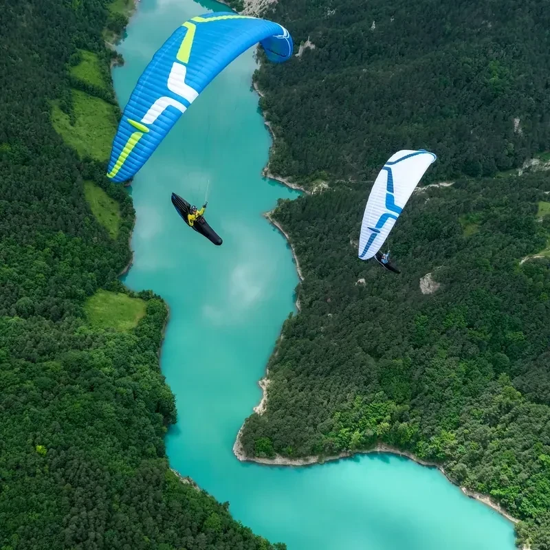 Ozone LYGHT - Parapente 2-Lignes Light Cross EN C | Flying Fish